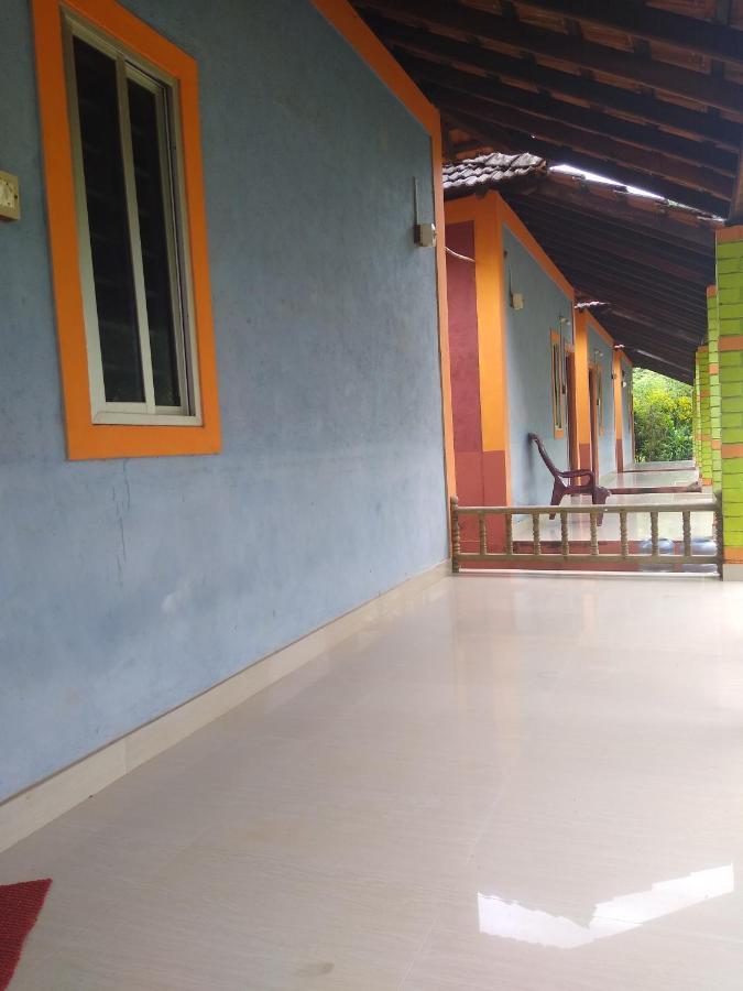 Gundappa Cafe Gokarna Kudle Beach Exterior photo