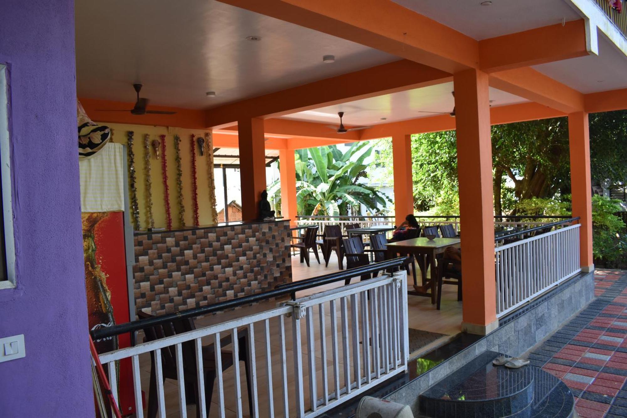 Gundappa Cafe Gokarna Kudle Beach Exterior photo